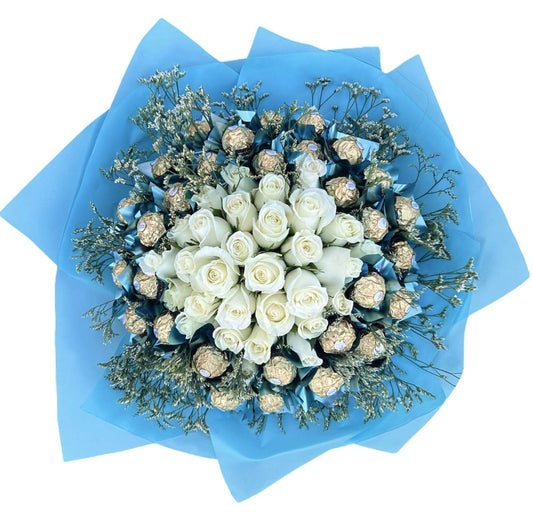 Lovely Bouquet of Roses with Chocolate and Limonium